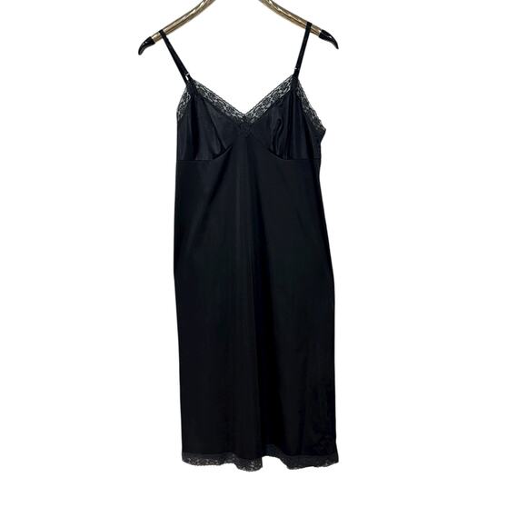 ViNTage Vanity Fair Black Nylon & Lace Full Slip  36 TT Tall Torso - Picture 3 of 5